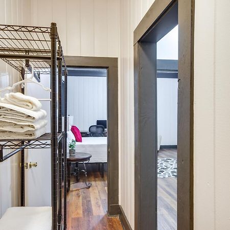 Modern Greenwood Studio Less Than 1 Mi To Downtown! Exterior foto
